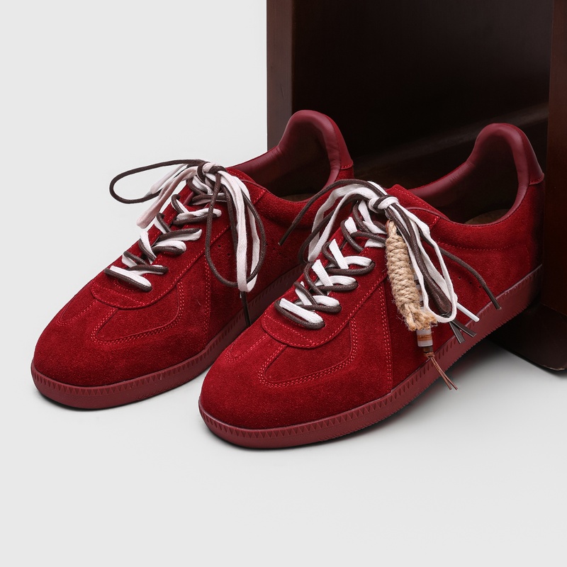High Quality Light Luxury Men  - Men Shoes Must Have บทวิจารณ์และราคา