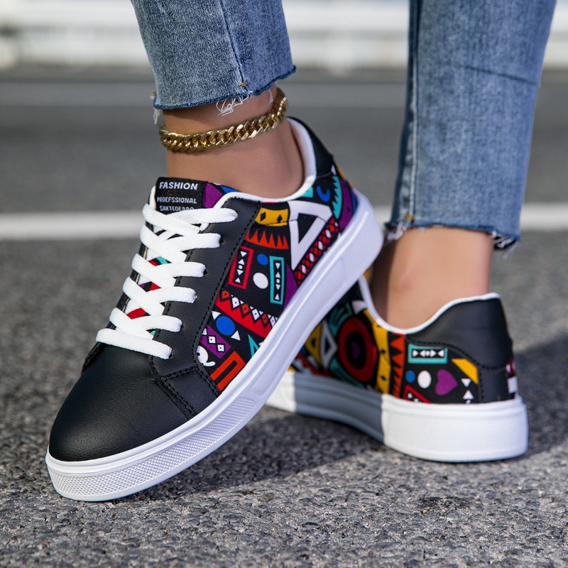 ​​MAEDEF Shoes for Women Men V - Men Shoes Marks บทวิจารณ์และราคา