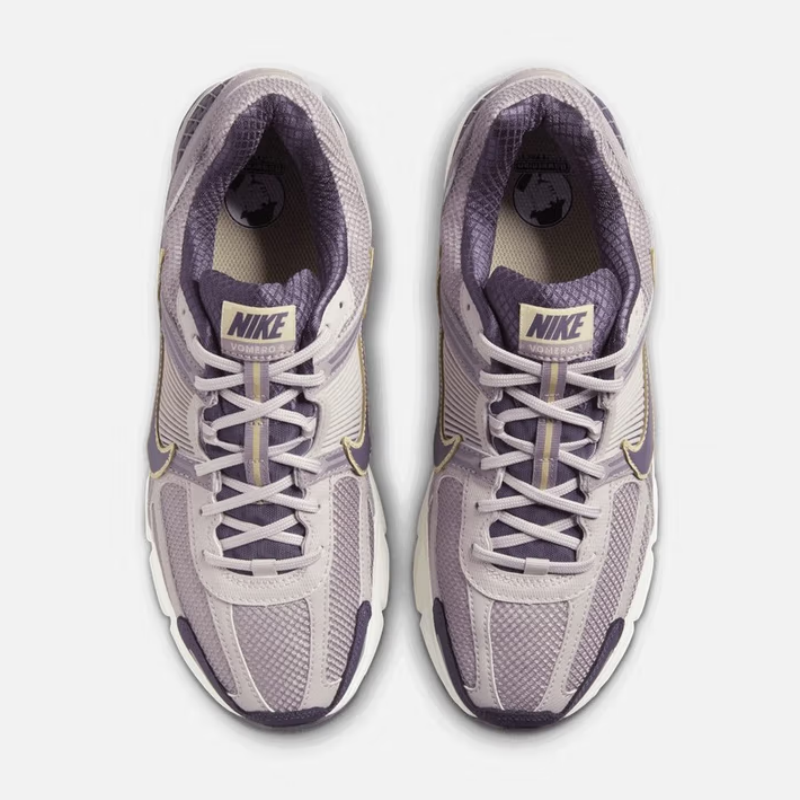 Nike's New Lightweight, Cushio - Men Shoes Must Have บทวิจารณ์และราคา