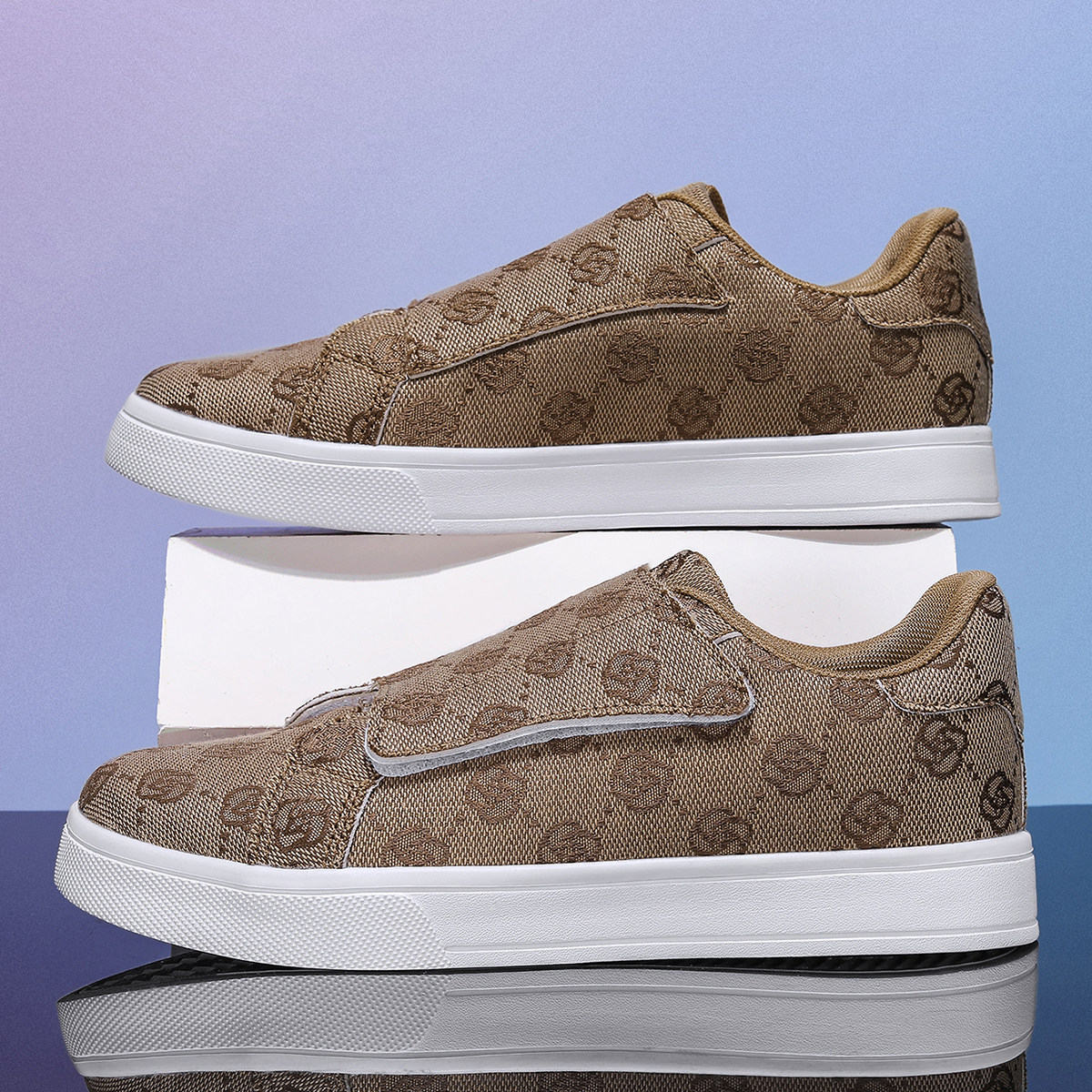 2026 New Men's Vintage Print V - Men Shoes Velcro บทวิจารณ์และราคา
