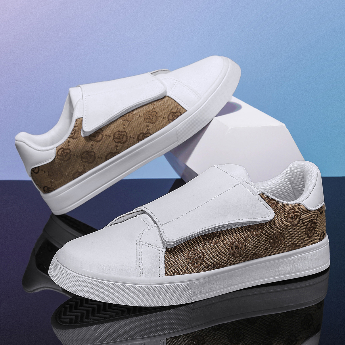 2026 New Men's Vintage Print V - Men Shoes Velcro บทวิจารณ์และราคา